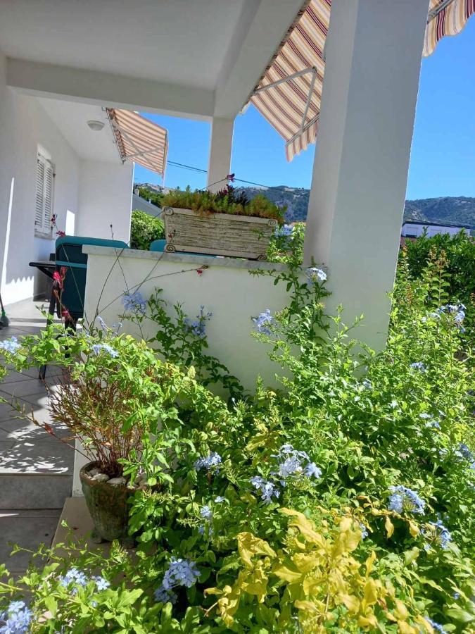 Apartman Katica Banjol Extérieur photo