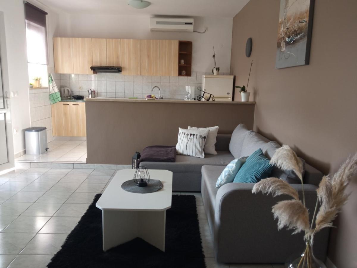 Apartman Katica Banjol Extérieur photo