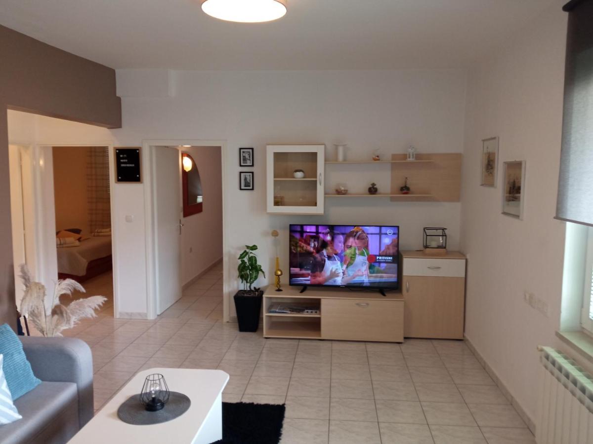 Apartman Katica Banjol Extérieur photo