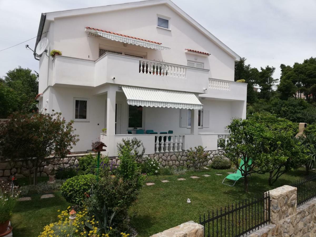 Apartman Katica Banjol Extérieur photo